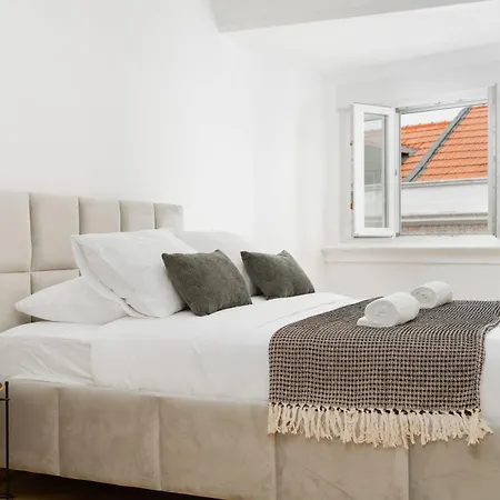 Sua Casa Em | Caminhe Ate O Que Voce Precisa Lissabon