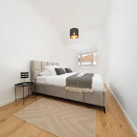 Apartmán 2eb- Beautifully Designed In The Heart Of The City, Bright, Stylish And Inviting